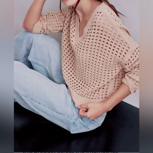 OPEN STITCH POINTELLE
SWEATER by DKNY JEANS Size S. New without tags.